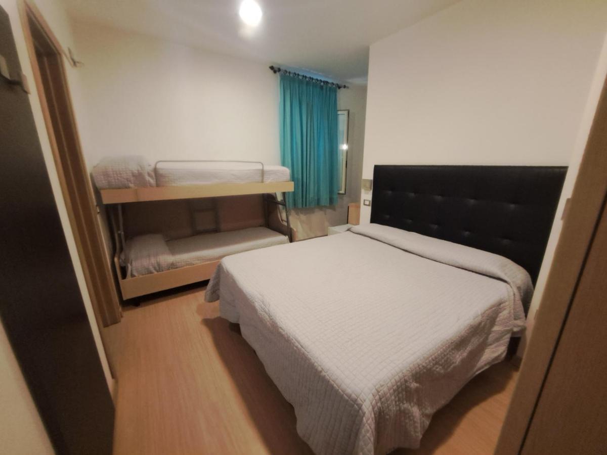 Hotel Trieste セニガッリア エクステリア 写真